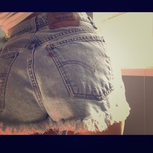 Vintage light denim Levi shorts frayed